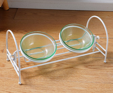 Купа подходяща за храна на домашен любимец