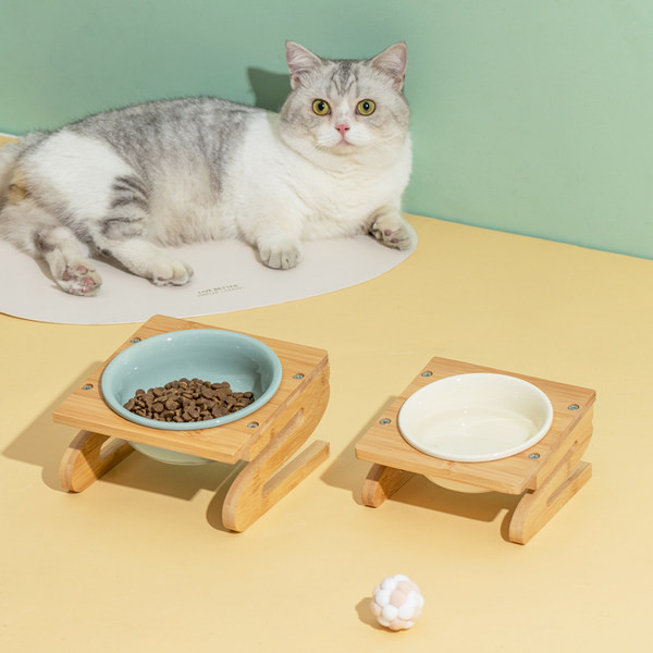 Kassitoidukauss - kaks mudelit