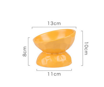 Μπολ σε πολλά χρώματα για γατοτροφή