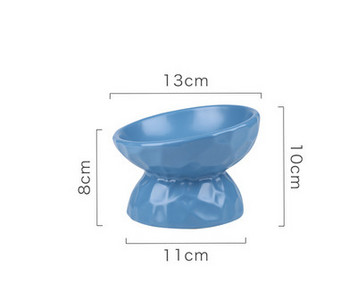 Μπολ σε πολλά χρώματα για γατοτροφή