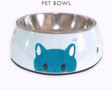 Metallist kauss kassitoidu jaoks