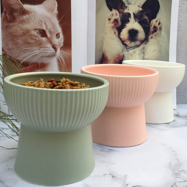 Kelių spalvų keramikinis indas