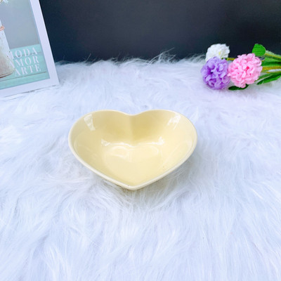 Μπολ φαγητού σε σχήμα καρδιάς