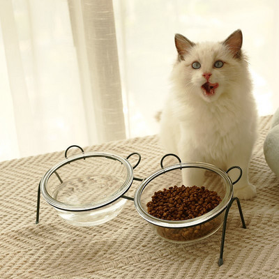 Купа за котешка храна