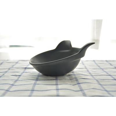 Керамична купа с форма на котешка глава