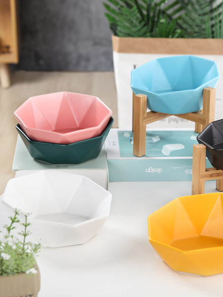 Керамична купа с дървени крака или без