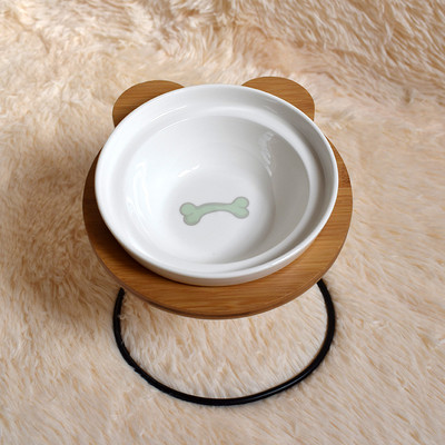 Lemmiklooma alusega toidukauss