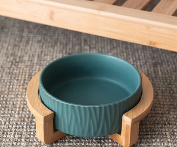 Керамична купа за храна за котки