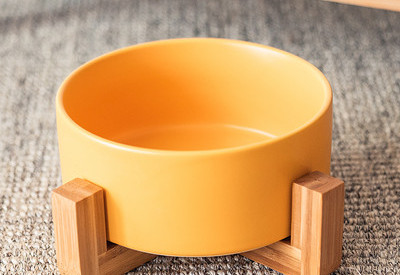 Керамична купа за храна за котки