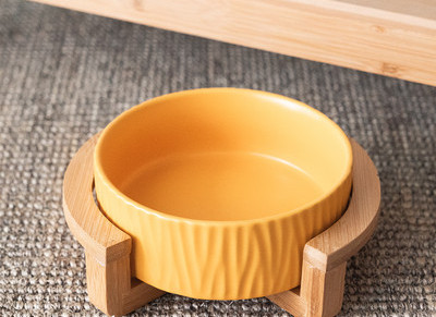 Керамична купа за храна за котки