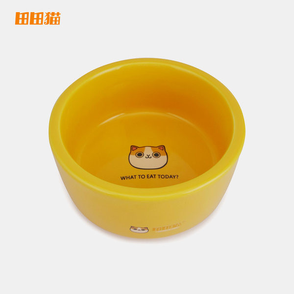 Bol de plastic în patru culori pentru hrana animalelor de companie