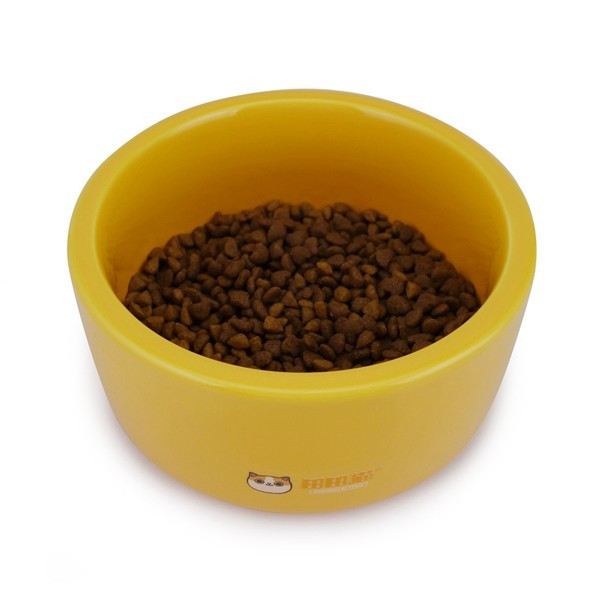 Bol de plastic în patru culori pentru hrana animalelor de companie