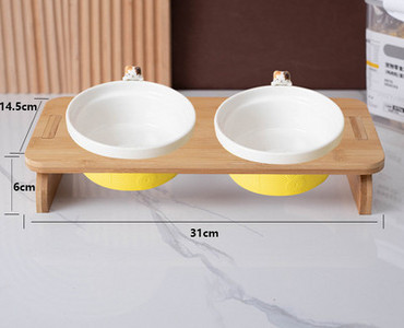 Set boluri cu suport din lemn pentru pisici in doua modele