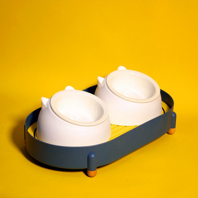 Купичка за храна за котки в различни модели