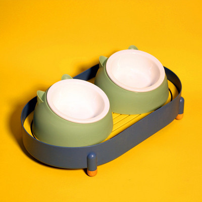 Купичка за храна за котки в различни модели