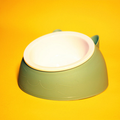 Купичка за храна за котки в различни модели