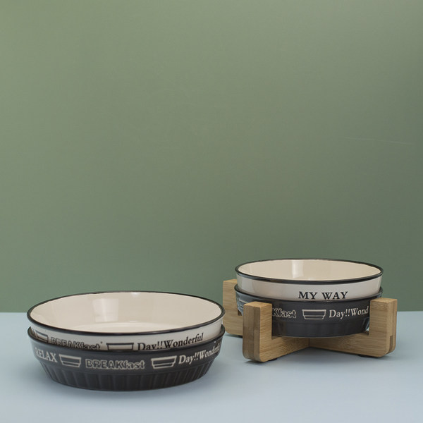 Bol din ceramica pentru mancarea pisicilor in doua dimensiuni