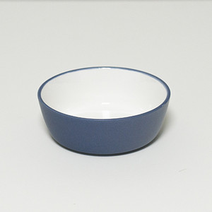 Keraamiline kauss kassitoidu jaoks - mitu mudelit