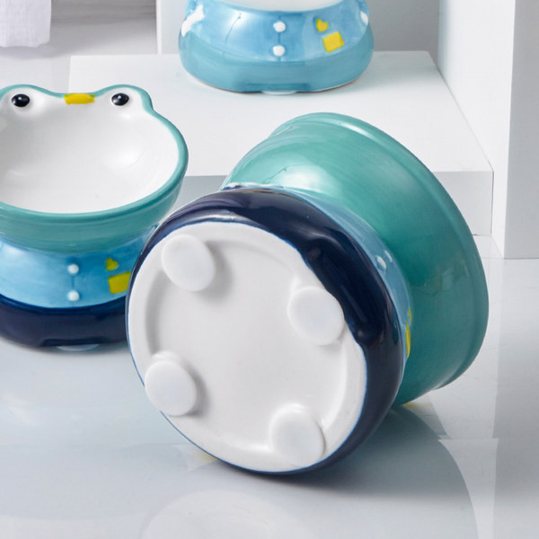 Bol ceramic pe suport pentru hrana pisicilor in forma de broasca