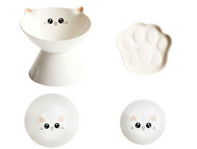 Висока купа за храна на котки