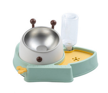 Kolmes värvitoonis metallist toidukauss