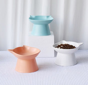 Керамична купа за храна на котки в три цвята
