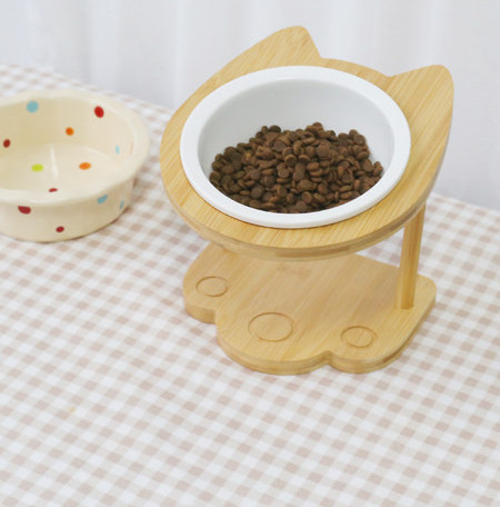 Suport din lemn cu bol ceramic pentru pisici