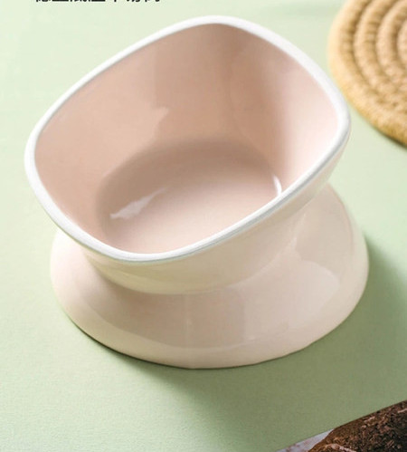 Keraamiline toidukauss alusel