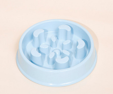 Пластмасова купа за храна за котки в три цвята