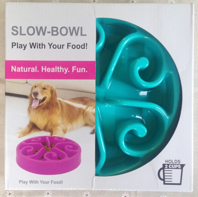 Купа за бавно хранене за котки и кучета