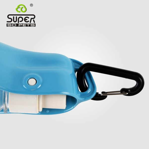 Dozator portabil de apa