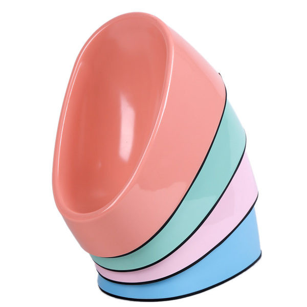 Пластмасова купа за храна на котки