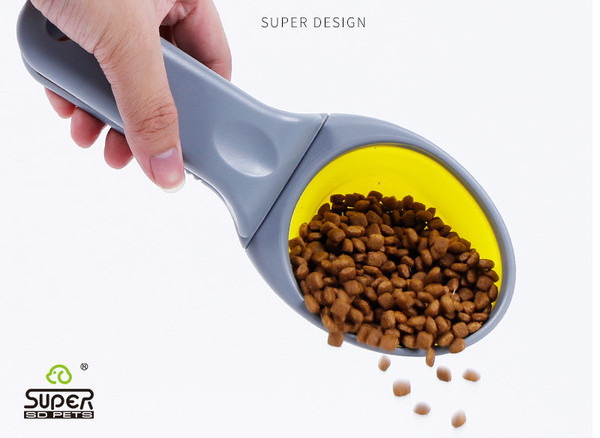 Lingurita dozatoare pentru mancare pentru caini