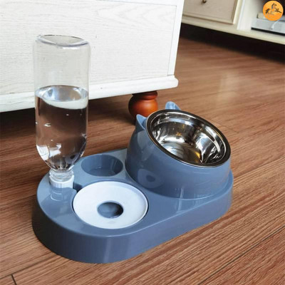 Kahekordne kauss veeautomaatiga kassidele