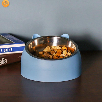 Kahekordne kauss veeautomaatiga kassidele