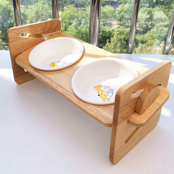 Купа за храна и вода с дървена стойка за котки