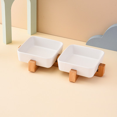 Квадратна керамична купа със стойка за котки