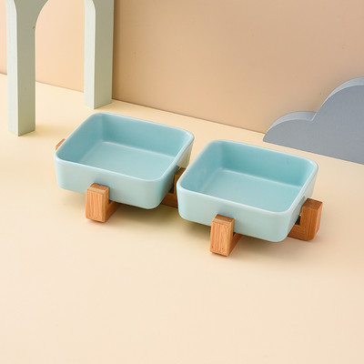 Квадратна керамична купа със стойка за котки