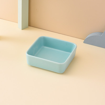 Квадратна керамична купа със стойка за котки