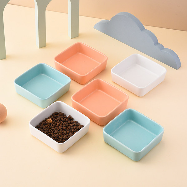 Квадратна керамична купа със стойка за котки