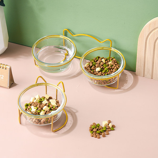 Kahekordne alus klaaskaussidega kassitoidu jaoks