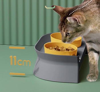 Пластмасова купа за храна за котки в четири цвята