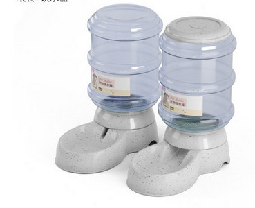 Μπολ φαγητού με δοσομετρητή νερού - διαφορετικά μοντέλα