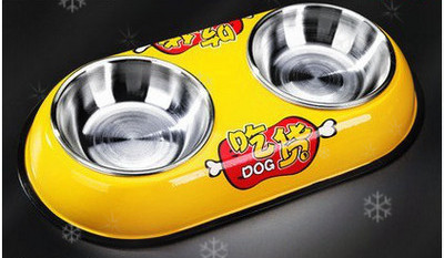 Paar metallist kaussi kassitoidu jaoks