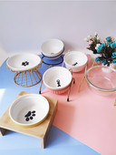 Metallist alusega kassikauss - mitu mudelit