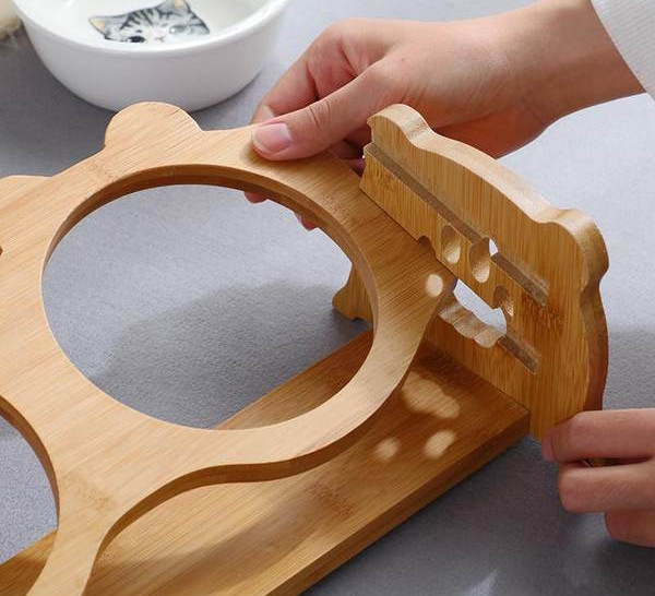 Bol dublu pentru hrana pisicilor