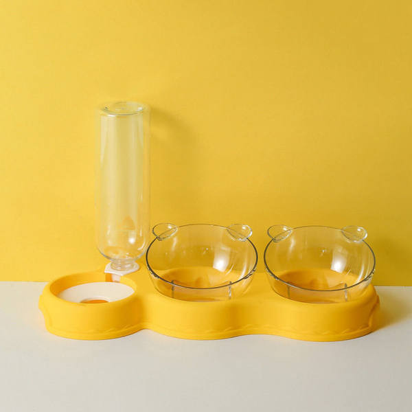 Vee ja kassitoidu konteiner