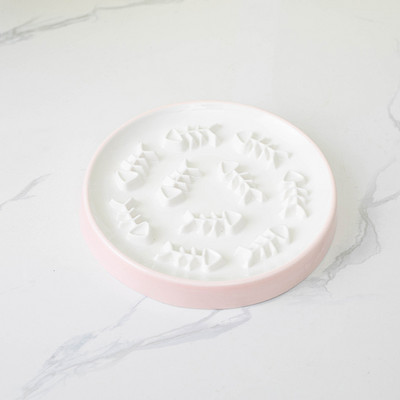 Στρογγυλό κεραμικό μπολ για γατοτροφή