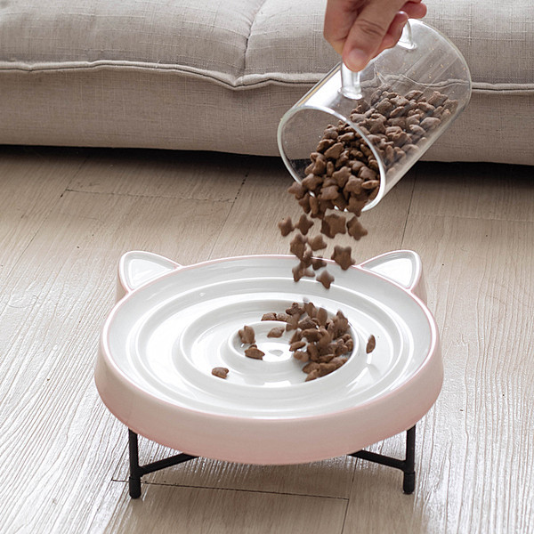 Στρογγυλό κεραμικό μπολ για γατοτροφή