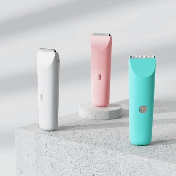 Mitmes värvitoonis lemmikloomalõikur